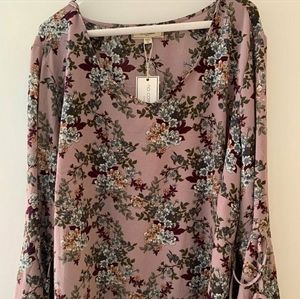 Mauve long sleeve flowered blouse👚